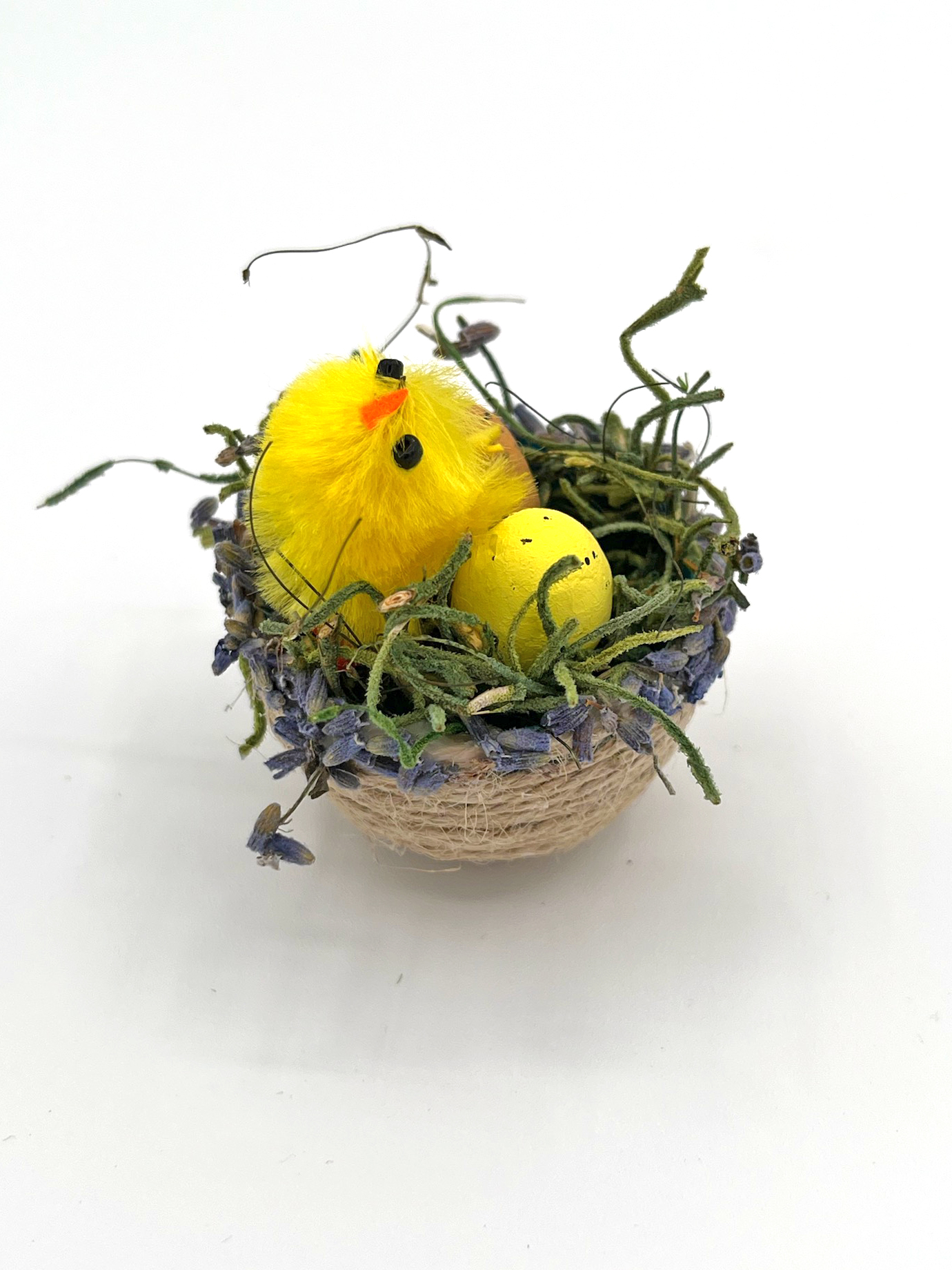 Spring into a new season with crafty fun at the Fond du Lac Public Library