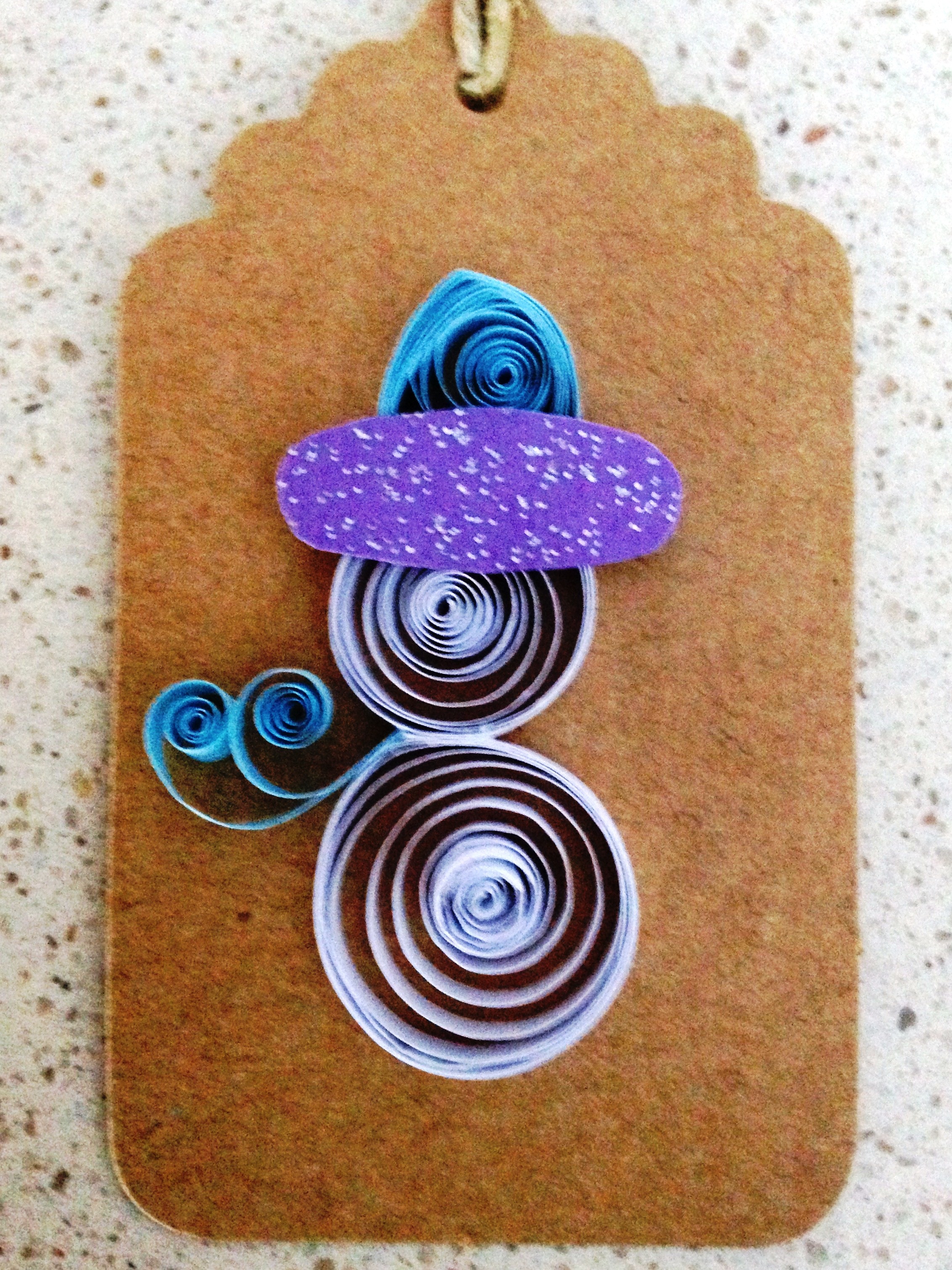 Make quilled gift tags Nov 17